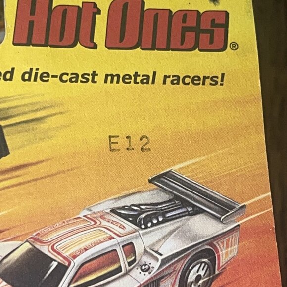 New Lot Of 2 Hot Wheels 2011 Hot Ones '56 Chevrolet - Metallic Blue with Flames - Picture 7 of 7